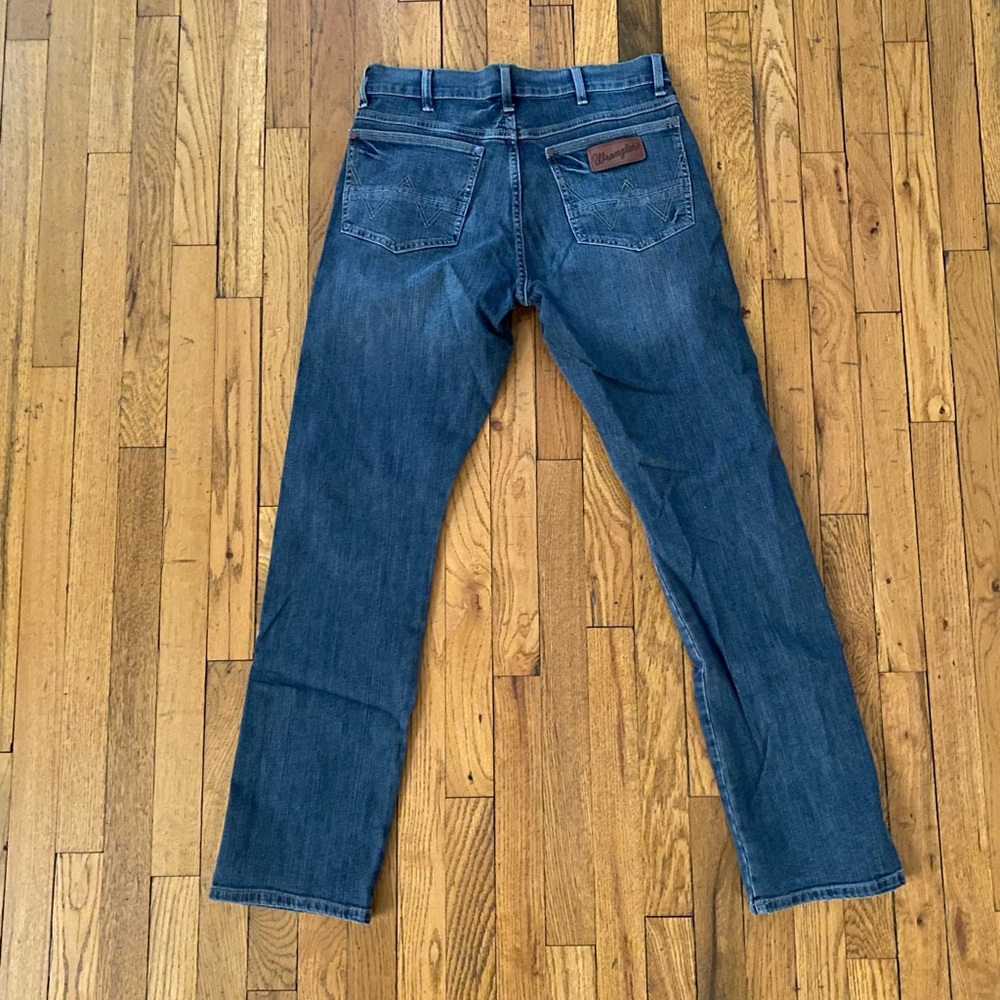 31 x 32 wrangler retro jeans